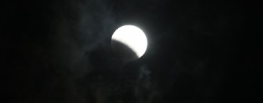 4-15-14_eclipse